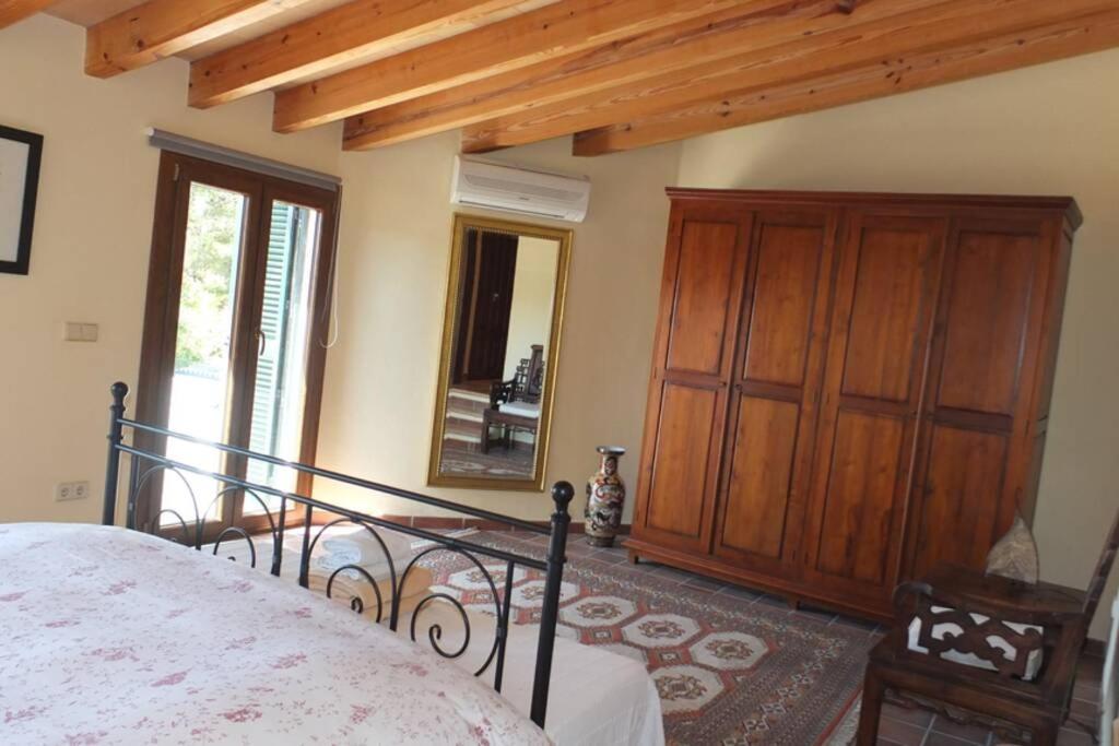 Villa Maria, Bonita Casa Con Jardin Y Piscina Privada En Andraitx Bagian luar foto